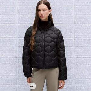 Lululemon quilted 900 downhill jacket